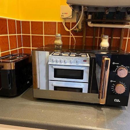 Ovington Grove 2 Fully Equipped Kitchen Free Parking 3 Bedrooms Netflix Newcastle upon Tyne Dış mekan fotoğraf