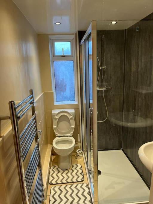Ovington Grove 2 Fully Equipped Kitchen Free Parking 3 Bedrooms Netflix Newcastle upon Tyne Dış mekan fotoğraf