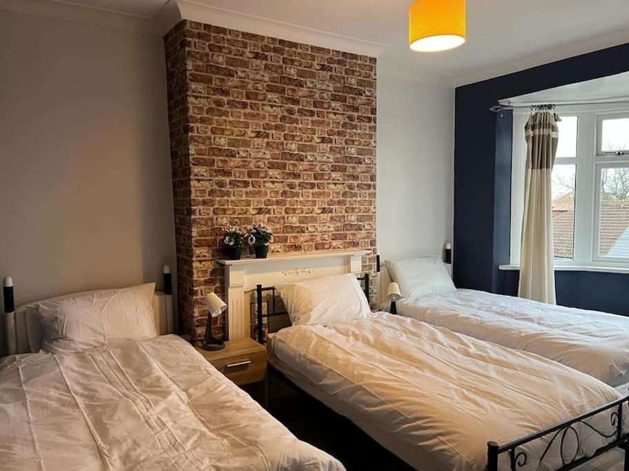 Ovington Grove 2 Fully Equipped Kitchen Free Parking 3 Bedrooms Netflix Newcastle upon Tyne Dış mekan fotoğraf