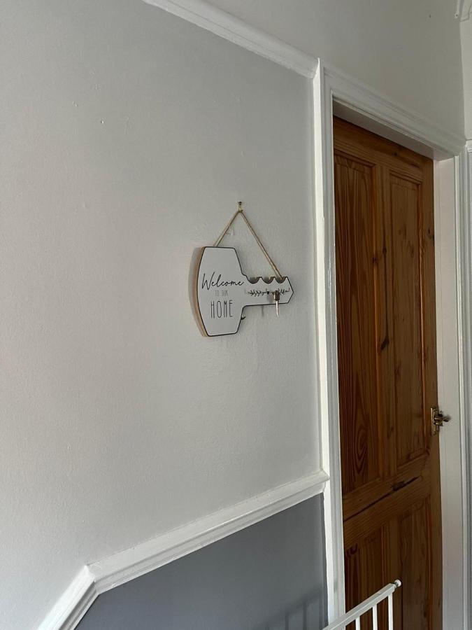 Ovington Grove 2 Fully Equipped Kitchen Free Parking 3 Bedrooms Netflix Newcastle upon Tyne Dış mekan fotoğraf