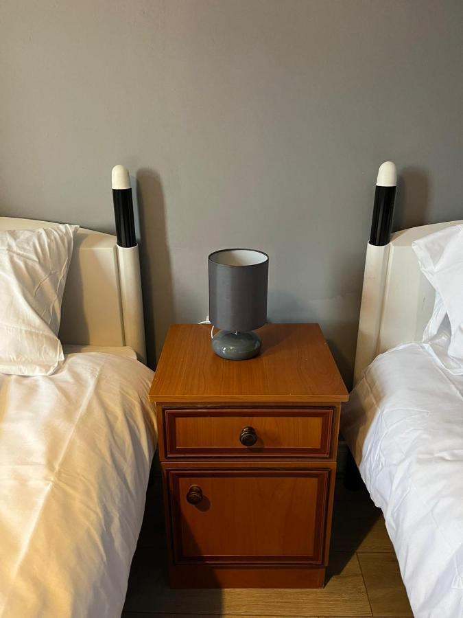 Ovington Grove 2 Fully Equipped Kitchen Free Parking 3 Bedrooms Netflix Newcastle upon Tyne Dış mekan fotoğraf